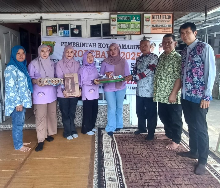 Kamis, 03 Juli 2025, Kelurahan Karang Anyar  mengawasi jalannya kegiatan Probebaya 2025 bidang Pemberdayaan Masyarakat berupa pemberian bantuan Tambahan Makanan Bergizi ke seluruh Posyandu wilayah Kelapa Gading