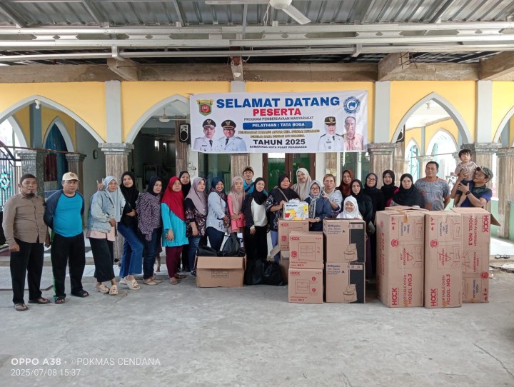 Selasa, 08 Juli 2025 Kelurahan Karang Anyar menghadiri kegiatan serah terima Peralatan Pelatihan Tata Boga dari LPK Ganesa ke Para peserta pelatihan dari Pokmas Cendana.