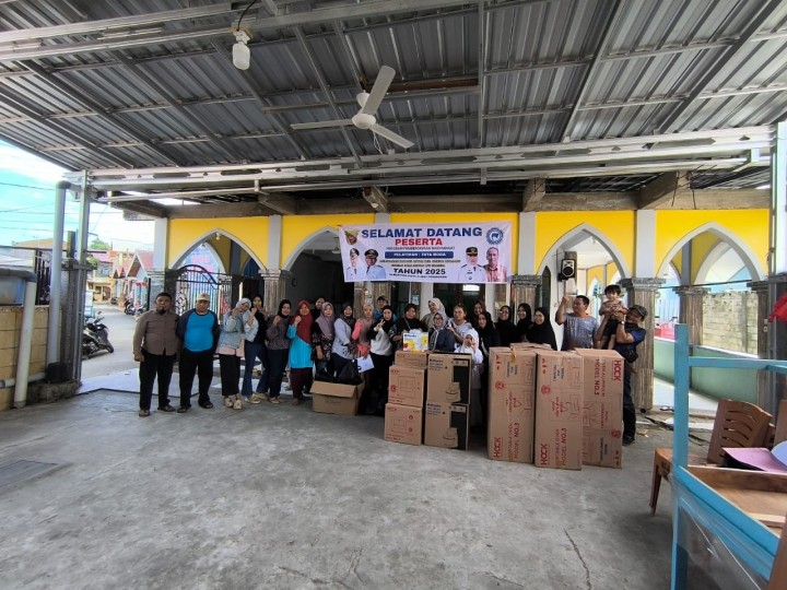 Selasa, 08 Juli 2025 Kelurahan Karang Anyar menghadiri kegiatan serah terima Peralatan Pelatihan Tata Boga dari LPK Ganesa ke Para peserta pelatihan dari Pokmas Cendana.