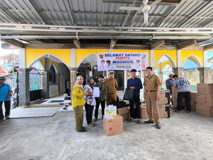 Selasa, 08 Juli 2025 Kelurahan Karang Anyar menghadiri kegiatan serah terima Peralatan Pelatihan Tata Boga dari LPK Ganesa ke Para peserta pelatihan dari Pokmas Cendana.