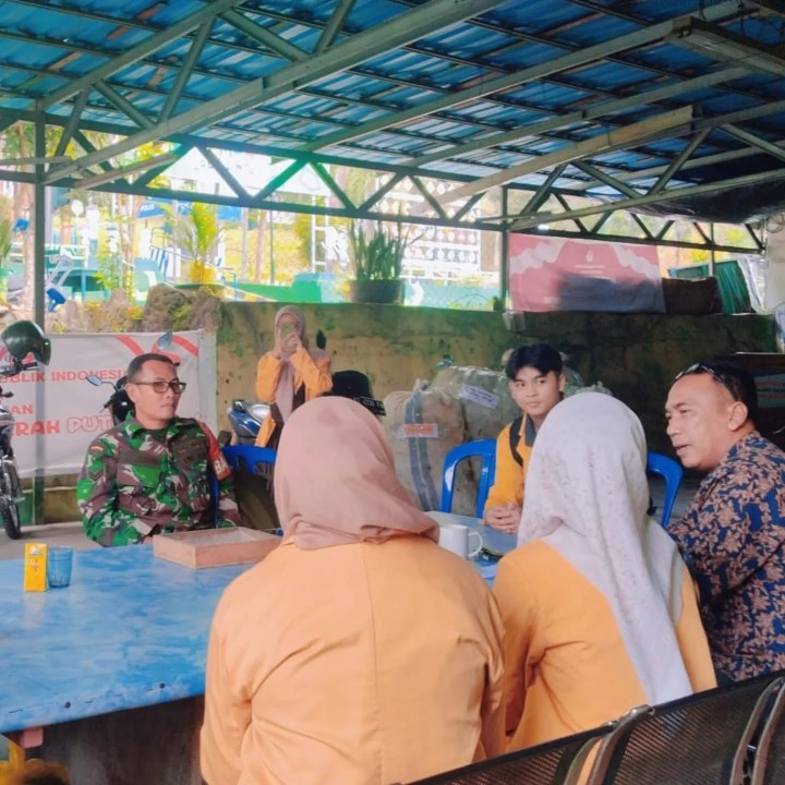 Kamis, 10 juli 2025, Kelurahan Karang Anyar menerima kunjungan silaturahmi mahasiswa  Universitas Mulawarman ke kantor Kelurahan Karang Anyar