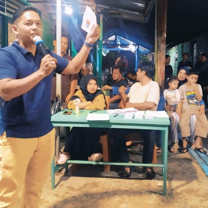 Jumat, 11 Juli 2025 Kelurahan Karang Anyar bersama Unsur Keamanan dan Pembinaan serta Lembaga Kemasyarakatan Kelurahan mengikuti dan mendampingi jalannya proses pemilihan Ketua RT.010 Periode 2025-2030 di Jalan Cendana Gang 10