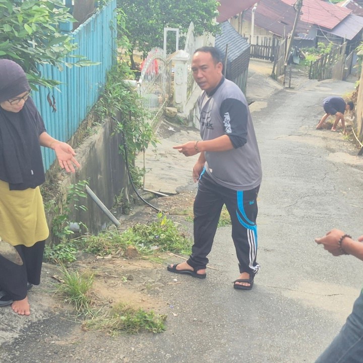 Minggu, 20 Juli 2025, Kelurahan Karang Anyar melakukan monitoring kegiatan gotong royong di wilayah RT 003,013,032,033,035 Kelurahan Karang Anyar.