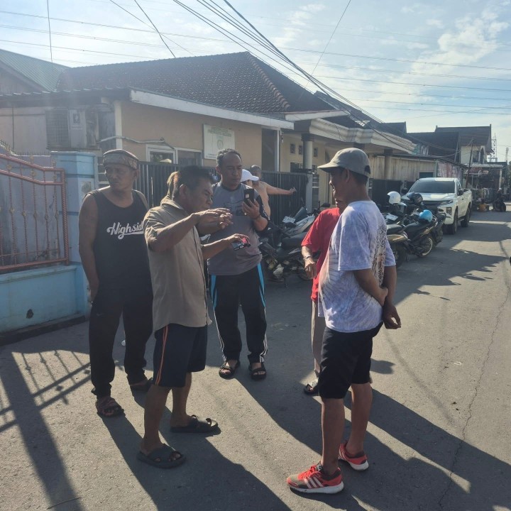 Minggu, 20 Juli 2025, Kelurahan Karang Anyar melakukan monitoring kegiatan gotong royong di wilayah RT 003,013,032,033,035 Kelurahan Karang Anyar.