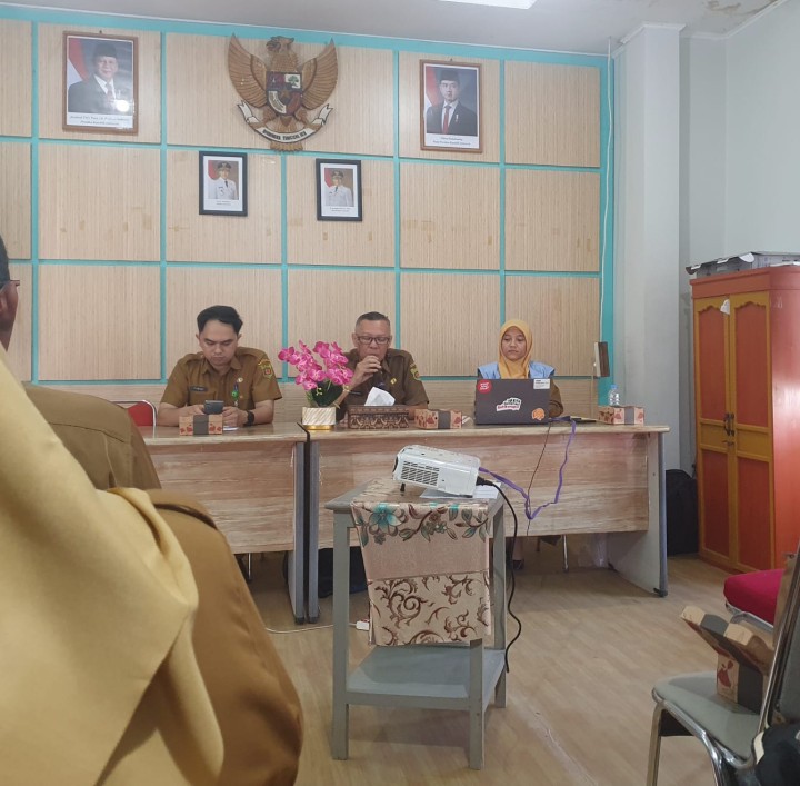 Senin, 21 Juli 2025, Kelurahan Karang Anyar menghadiri kegiatan Sosialisasi tindak lanjut SPU (Survey Penilaian Integritas) tahun 2024 dan Pelaksanaan SPI tahun 2025 di Kantor Kecamatan Sungai Kunjang.