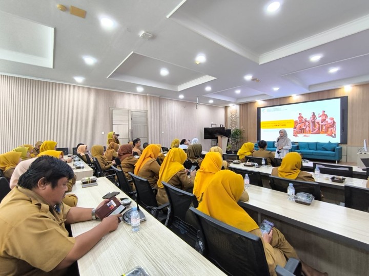 Senin, 21 Juli 2025, Kelurahan Karang Anyar menghadiri kegiatan Sosialisasi gerakan orang tua asuh cegah stunting di ruang Pertemuan Dinas Pendidikan dan Kebudayaan Kota Samarinda, Jln.Biola 4A, Samarinda