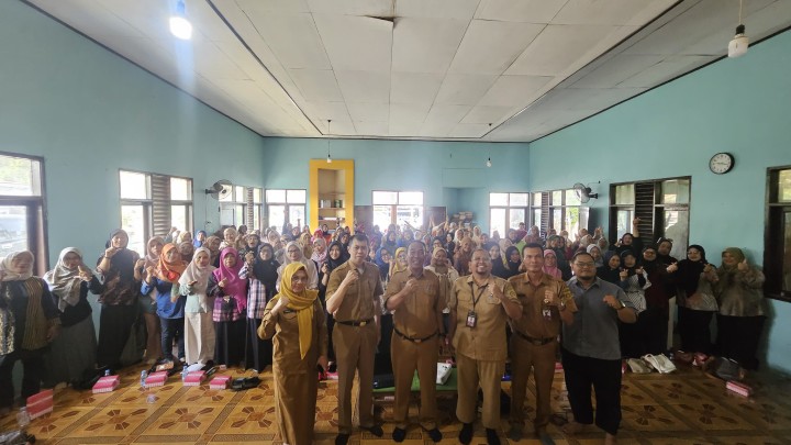 Selasa, 22 Juli 2025, Kelurahan Karang Anyar menghadiri sekaligus membuka acara kegiatan Pemutakhiran data kependudukan olehvdinas DP2KB Kota Samarinda di Gedung LPM Kota Samarinda.