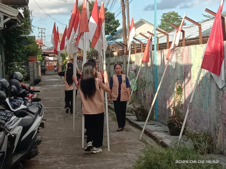 Sabtu, 02 Agustus 2025, RT.003 Kel.Karang Anyar Jalan Banggeris Gang 10 telah melaksanakan kegiatan pemasangan bendera dalam rangka persiapan HUT RI ke 80 tahun 2025