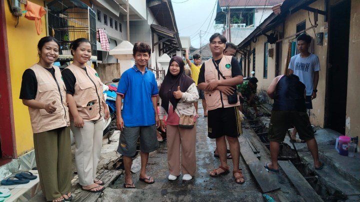 Minggu, 03 Agustus 2025, Kelurahan Karang Anyar di dampingi Mahasiswa/i KKN UWGM Samarinda melakukan monitoring kegiatan kerja bakti di wilayah Kelurahan Karang Anyar