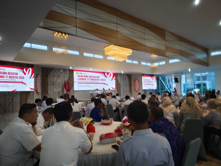 Rabu, 06 Agustus 2025, Kelurahan Karang Anyar menghadiri Rapat persiapan HUT RI ke 80 tahun 2025 di Ruang Aratula Bapperida Kota Samarinda, Jln.Dahlia, Samarinda