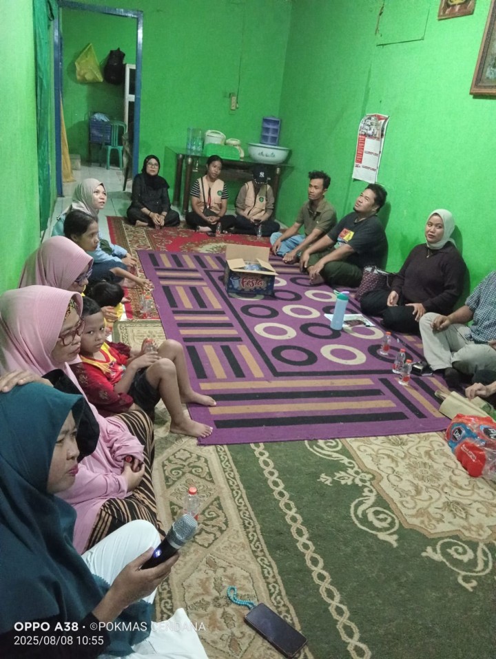 Jumat, 08 Agustus 2025, Kelurahan Karang Anyar bersama narasumber dari Pengurus Bank Sampah Ramli Berseri menghadiri kegiatan Probebaya bidang Pemberdayaan berupa acara pengelolaan sampah rumah tangga di RT.029, Jln. Ulin Gang 3.