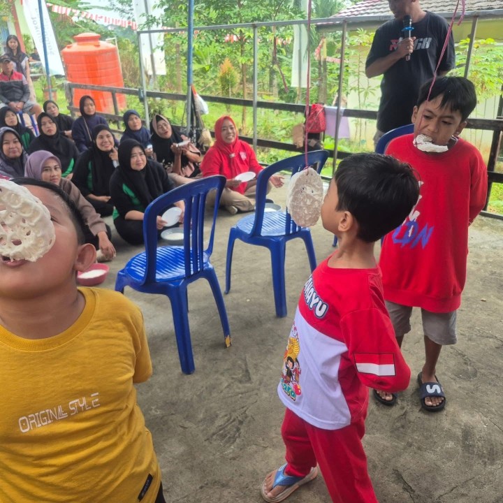 Sabtu-Minggu, 09-10 Agustus 2025, Kegiatan Lomba-Lomba dalam rangka perayaan HUT RI ke 80 tahun 2025 di Taman Lalu Lintas Letj.MT. Haryono yang diselenggarakan oleh Karang Taruna, FKPM, Mahasiswa KKN Universitas Widya Gama Mahakam Samarinda dan Kantor Kelurahan Karang Anyar
