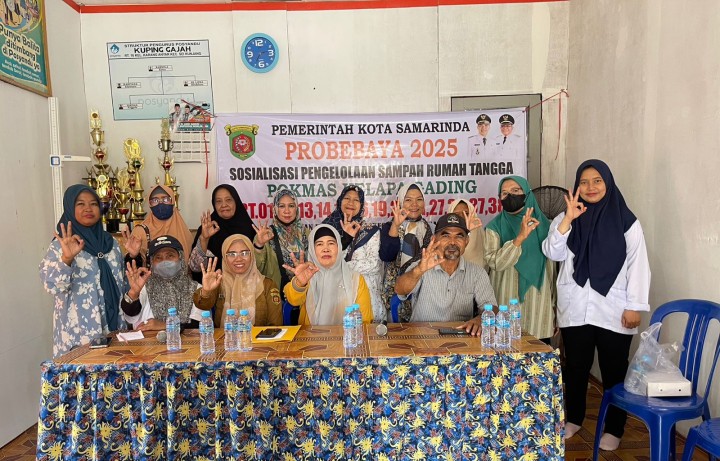 Senin, 11 Agustus 2025, Kelurahan Karang Anyar menghadiri sekaligus monitoring kegiatan Probebaya bidang Pemberdayaan berupa kegiatan Sosialisasi Pengelolaan Sampah Rumah Tangga di wilayah Pokmas Kelapa Gading (RT.01.02.13.14.15.16.19.20.21.27.30.37.38)