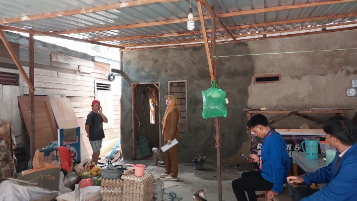 Senin, 11 Agustus 2025, Kelurahan Karang Anyar melakukan kegiatan Monitoring pengerjaan RTLH (Rumah tidak layak huni) di RT. 01, 27 dan 17 Kelurahan Karang Anyar.