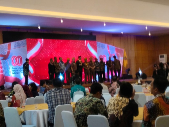 Senin, 11 Agustus 2025, Kelurahan Karang Anyar menghadiri kegiatan Penganugerahan Bintang Legiun Veteran RI kepada Walikota Samarinda, dalam rangka Peringatan Hari Veteran Nasional Tahun 2025 yang bertempat di Hotel Puri Senyiur Samarinda