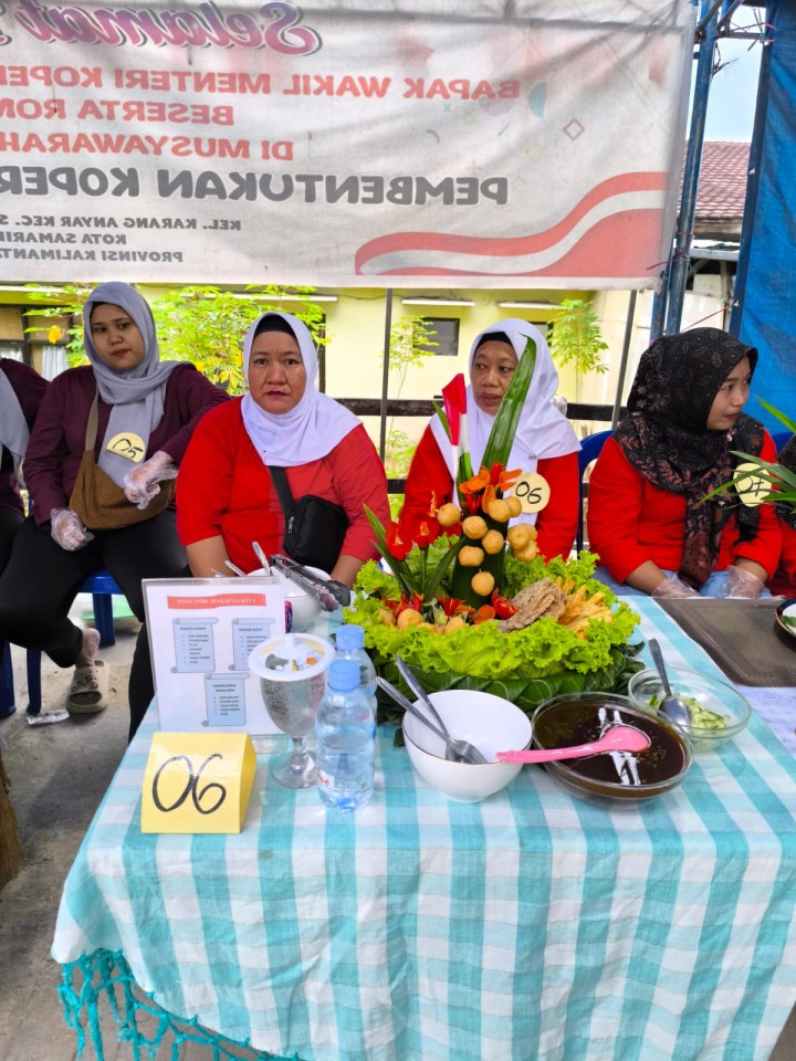 Kamis, 14 Agustus 2025, Acara Puncak perayaan HUT RI ke 80 tahun 2025 berupa pembagian hadiah bagi pemenang Lomba-lomba yang berlangsung di Taman Letj.MT.Haryono