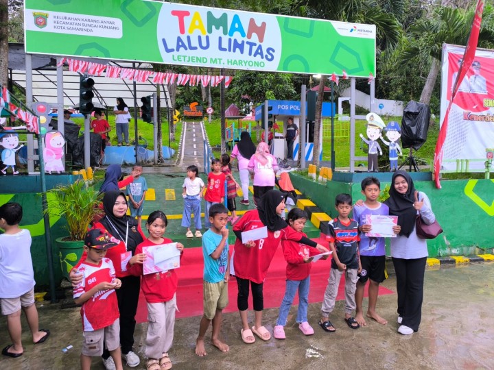 Kamis, 14 Agustus 2025, Acara Puncak perayaan HUT RI ke 80 tahun 2025 berupa pembagian hadiah bagi pemenang Lomba-lomba yang berlangsung di Taman Letj.MT.Haryono