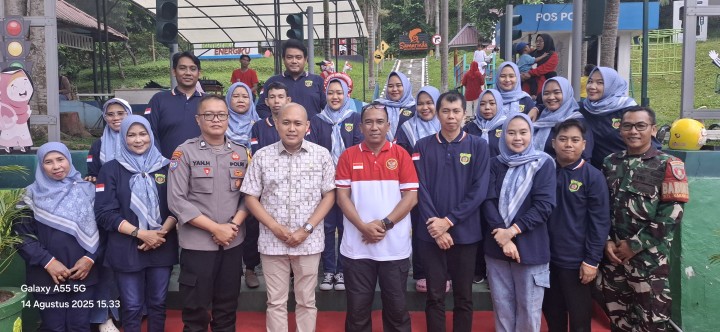 Kamis, 14 Agustus 2025, Acara Puncak perayaan HUT RI ke 80 tahun 2025 berupa pembagian hadiah bagi pemenang Lomba-lomba yang berlangsung di Taman Letj.MT.Haryono