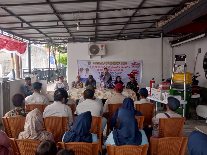 Jumat, 14 Agustus 2025. Kelurahan Karang Anyar menghadiri Acara serah terima pengadaan barang kegiatan probebaya bidang Pembangunan Kelurahan Karang Anyar tahun 2025 oleh Pokmas Cendana Kelurahan Karang Anyar yang dihadiri Camat Sungai Kunjang, Babinsa dan Bhabinkamtibmas
