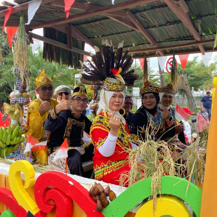 Sabtu, 23 Agustus 2025, Kelurahan Karang Anyar mengikuti kegiatan Pawai Pembangunan dan karnaval budaya Nusantara di taman Samarendah serta malamnya menghadiri kegiatan Puncak Peringatan HUT RI ke 80 di teras Samarinda.