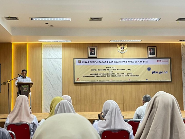 Rabu, 27 Agustus 2025, Kelurahan Karang Anyar mengikuti kegiatan Sosialisasi Sistem Informasi Kearsipan Nasional dan Jaringan Informasi Kearsipan Nasional di Kantor Dinas Perpustakaan dan Kearsipan Kota Samarinda