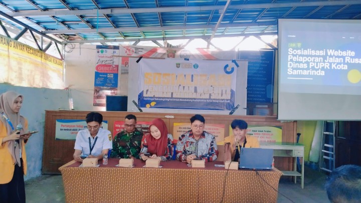 Kamis, 28 Agustus 2025, Kelurahan Karang Anyar melaksanakan kegiatan Sosialisasi Penggunaan Website Jalan Peduli di Ruang Pertemuan Kantor Kelurahan Karang Anyar