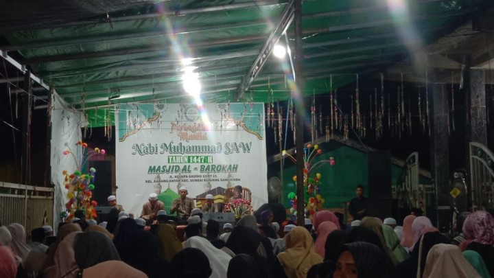 Rabu, 17 September 2025, Kelurahan Karang Anyar menghadiri undangan perayaan Maulid Nabi Muhammad SAW di Mesjid Al Barokah Jalan Cendana RT.011