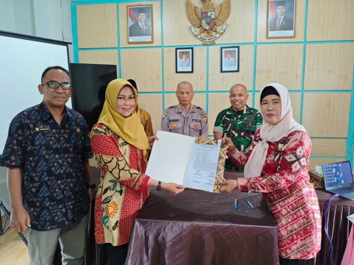 Jumat, 03 Oktober 2025, Kelurahan Karang Anyar menghadiri kegiatan Serah Terima Jabatan di Kantor Kecamatan Sungai Kunjang.