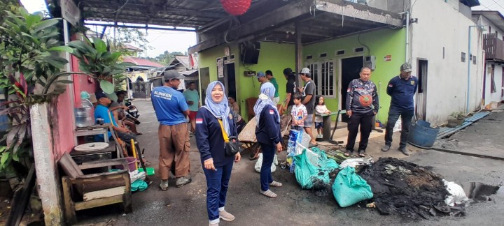 Minggu, 05 Oktober 2025, Kelurahan Karang Anyar melakukan peninjauan ke lapangan untuk kegiatan giat gotong royong di wilayah Kelurahan Karang Anyar.