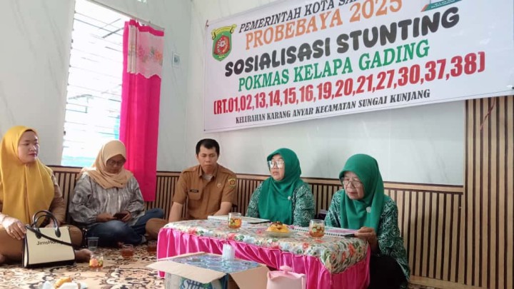 Senin, 13 Oktober 2025, Kelurahan Karang Anyar menghadiri kegiatan Sosialisasi Stunting di RT.001,013,019,020,021 dan RT.038 dalam rangkaian kegiatan Probebaya bidang Pemberdayaan Masyarakat tahun 2025.