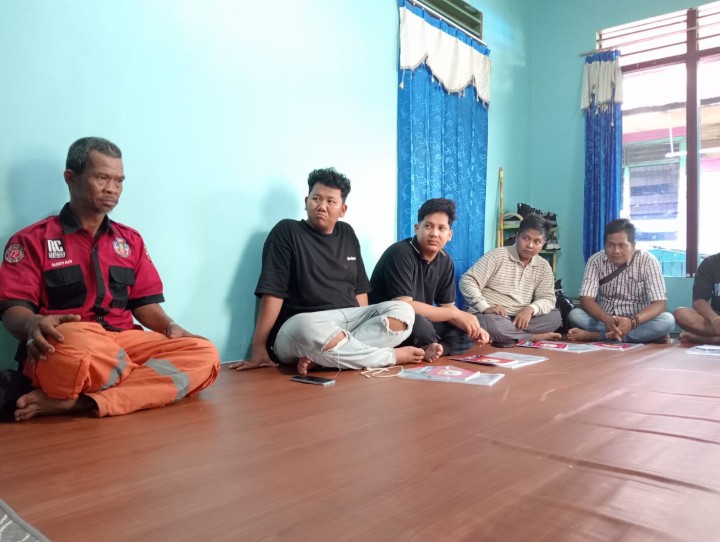 Rabu, 15 Oktober 2025, Kelurahan Karang Anyar menghadiri kegiatan Ketentraman , Ketertiban Umum dan Perlindungan masyarakat berupa Sosialisasi Pemadam Kebakaran di RT.024, 025 dalam rangkaian kegiatan Probebaya bidang Pemberdayaan Masyarakat tahun 2025.