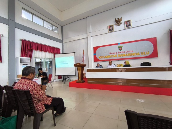 Jumat, 17 Oktober 2025, Kelurahan Karang Anyar mengikuti kegiatan Sosialisasi SOP Sharing dan Pemutakhiran data Disabilitas Kelurahan Pemerintah Kelurahan dan PD terkait di Aula Kantor Kecamatan Samarinda Ulu.