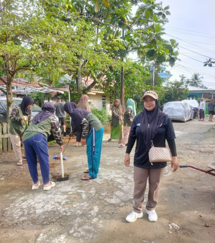Minggu, 19 Oktober 2025, Kelurahan Karang Anyar bersama Karang Taruna melakukan monitoring ke lapangan untuk kegiatan kerja bakti di wilayah RT.02,013,014,015,019,020,024,026,027,028,030,032,038 Karang Anyar