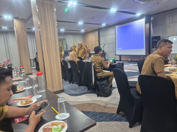 Senin, 20 Oktober 2025, Kelurahan Karang Anyar mengikuti Bimtek SP4N_Lapor yang diselenggarakan oleh Diskominfo Kota Samarinda