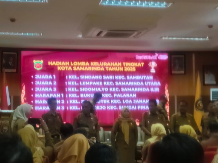 Senin, 20 Oktober 2025, Kelurahan Karang Anyar mengikuti acara Penyerahan Lomba Kelurahan dan Evaluasi Kelurahan tahun 2025 di Kantor Inspektorat Kota Samarinda