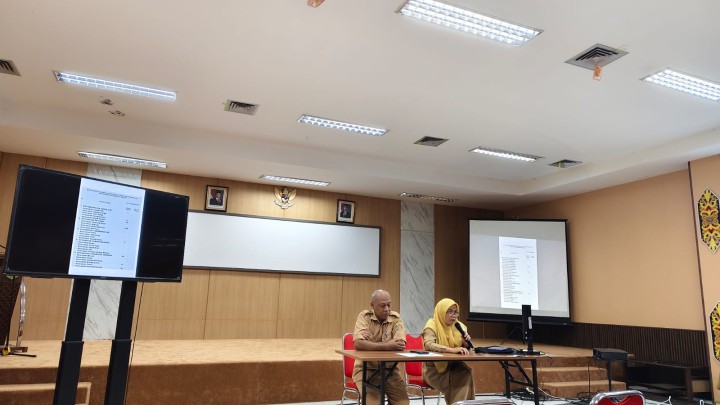 Selasa, 21 Oktober 2025, Kelurahan Karang Anyar mengikuti kegiatan Rakor tentang Pelayanan Digitalisasi Arsip Keluarga yang diselenggarakan oleh Dinas Perpustakaan dan Kearsipan Kota Samarinda