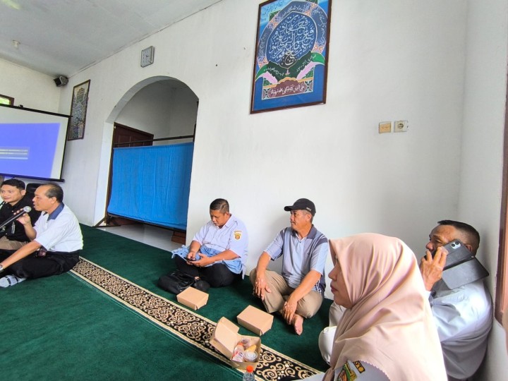 Rabu, 22 Oktober 2025, Kelurahan Karang Anyar Menghadiri sosialisasi BPJS KETENAGAKERJAAN di Kantor Kecamatan Sungai Kunjang.