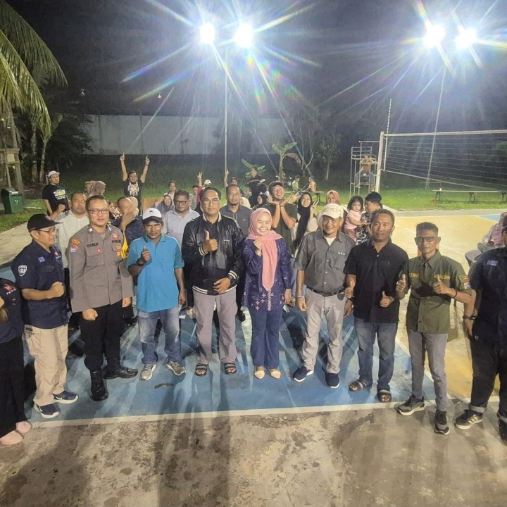 Jumat, 07 November 2025, Kelurahan Karang Anyar bersama LPM dan FKPM Karang Anyar menghadiri sekaligus mengawasi jalannya kegiatan Pemilihan Ketua RT.007 Jalan Cendana Komp.PDAM periode 2025-2030.