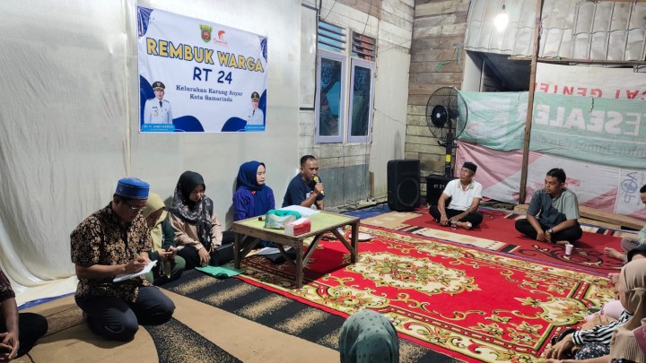 Senin, 10 November 2025, Kelurahan Karang Anyar menghadiri sekaligus mendampingi Ketua RT.024 Karang Anyar dan warganya  dalam kegiatan Rembuk Warga