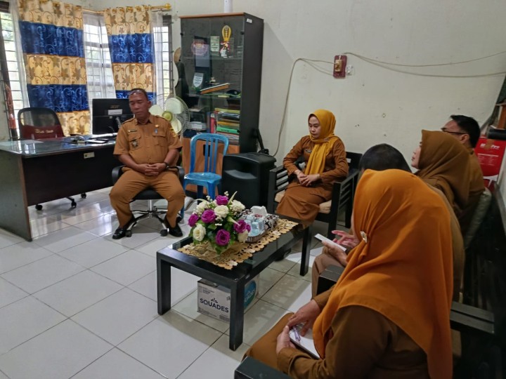 Senin, 10 November 2025, Kelurahan Karang Anyar melaksanakan Rakor bersama Staf terkait persiapan Rembuk Warga untuk persiapan kerja tahun 2026 dan 2027