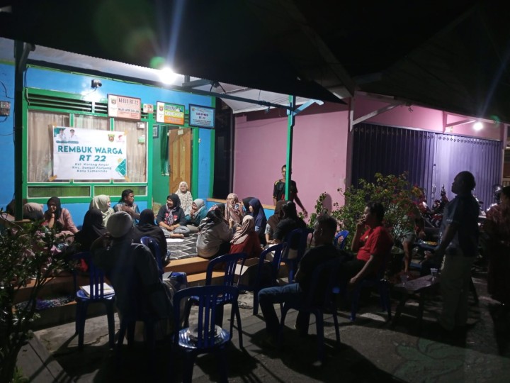 Selasa, 11 November 2025, Kelurahan Karang Anyar menghadiri sekaligus mendampingi Ketua RT.022 Karang Anyar dan warganya dalam kegiatan Rembuk Warga