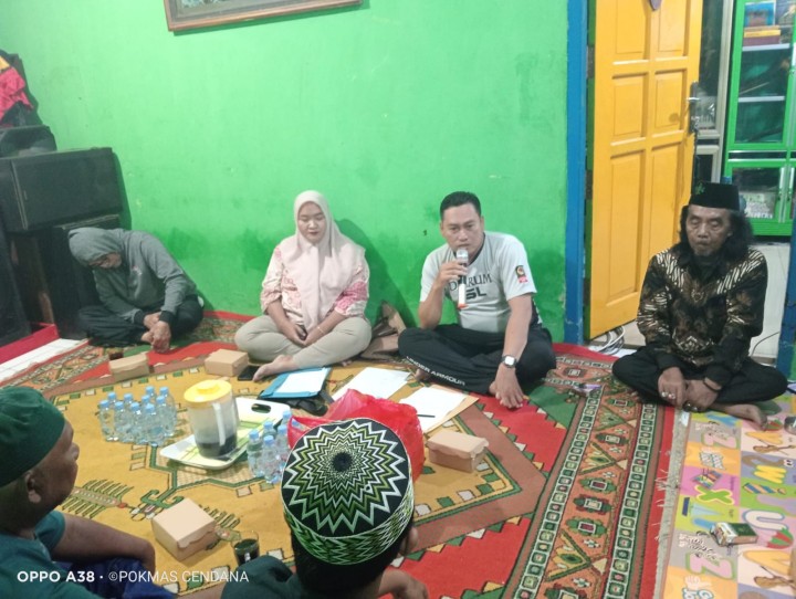 Selasa, 11 November 2025, Kelurahan Karang Anyar menghadiri sekaligus mendampingi Ketua RT.029 Karang Anyar dan warganya dalam kegiatan Rembuk Warga