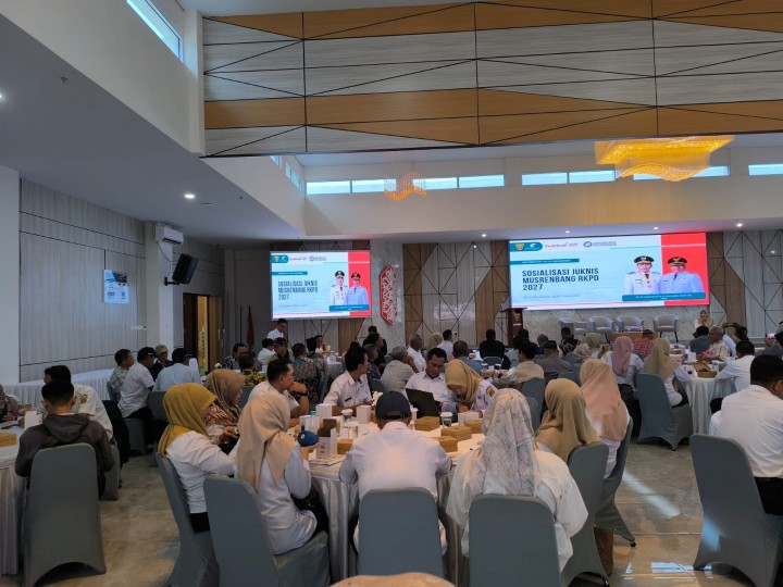 Rabu, 12 November 2025, Kelurahan Karang Anyar Menghadiri Sosialisasi Juknis Musrembang Dalam Rangka Tahapan Penyusunan RKPD Kota Samarinda Tahun 2027 di  Bapperida Kota Samarinda.