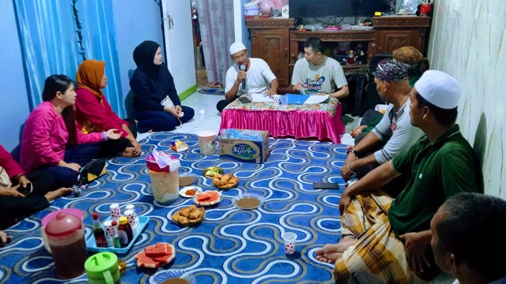 Rabu, 12 November 2025, Kelurahan Karang Anyar menghadiri sekaligus mendampingi Ketua RT.020 Karang Anyar dan warganya dalam kegiatan Rembuk Warga