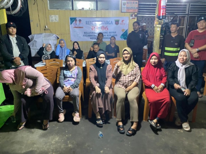 Rabu, 12 November 2025, Kelurahan Karang Anyar menghadiri sekaligus mendampingi Ketua RT.006 Karang Anyar dan warganya dalam kegiatan Rembuk Warga