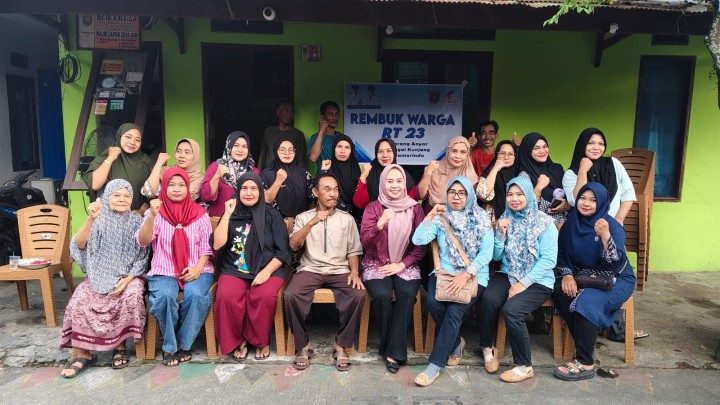 Kamis, 23 November 2025, Kelurahan Karang Anyar menghadiri sekaligus mendampingi Ketua RT.023 Karang Anyar dan warganya dalam kegiatan Rembuk Warga