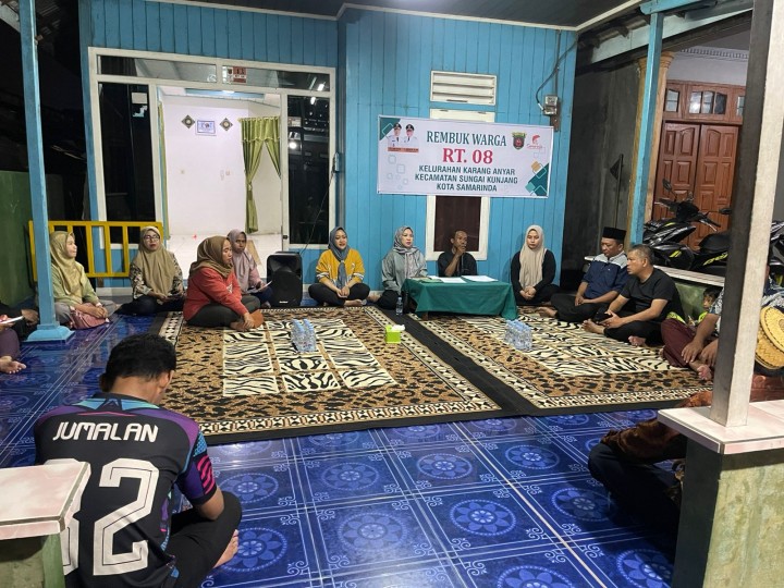 Kamis, 13 November 2025, Kelurahan Karang Anyar menghadiri sekaligus mendampingi Ketua RT.008 Karang Anyar dan warganya dalam kegiatan Rembuk Warga