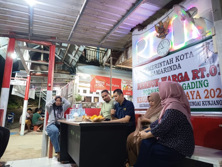 Jumat, 14 November 2025, Kelurahan Karang Anyar menghadiri sekaligus mendampingi Ketua RT.001 Karang Anyar dan warganya dalam kegiatan Rembuk Warga