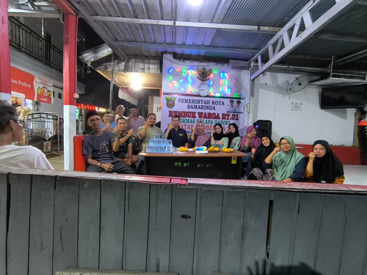 Jumat, 14 November 2025, Kelurahan Karang Anyar menghadiri sekaligus mendampingi Ketua RT.001 Karang Anyar dan warganya dalam kegiatan Rembuk Warga
