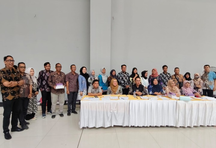 Sabtu, 15 November 2025, Kelurahan Karang Anyar bersama ketua RT se Karang Anyar mengikuti kegiatan acara Probebaya Awards tahun 2025 di Plenary Hall Convention Hall Sempaja Samarinda